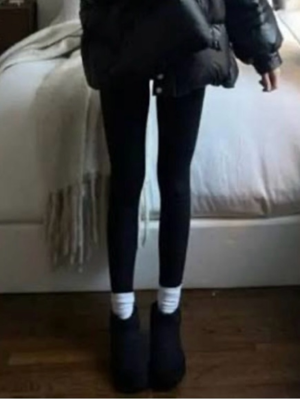 UGG BLACK ULTRA MINI BOOT SZ 9